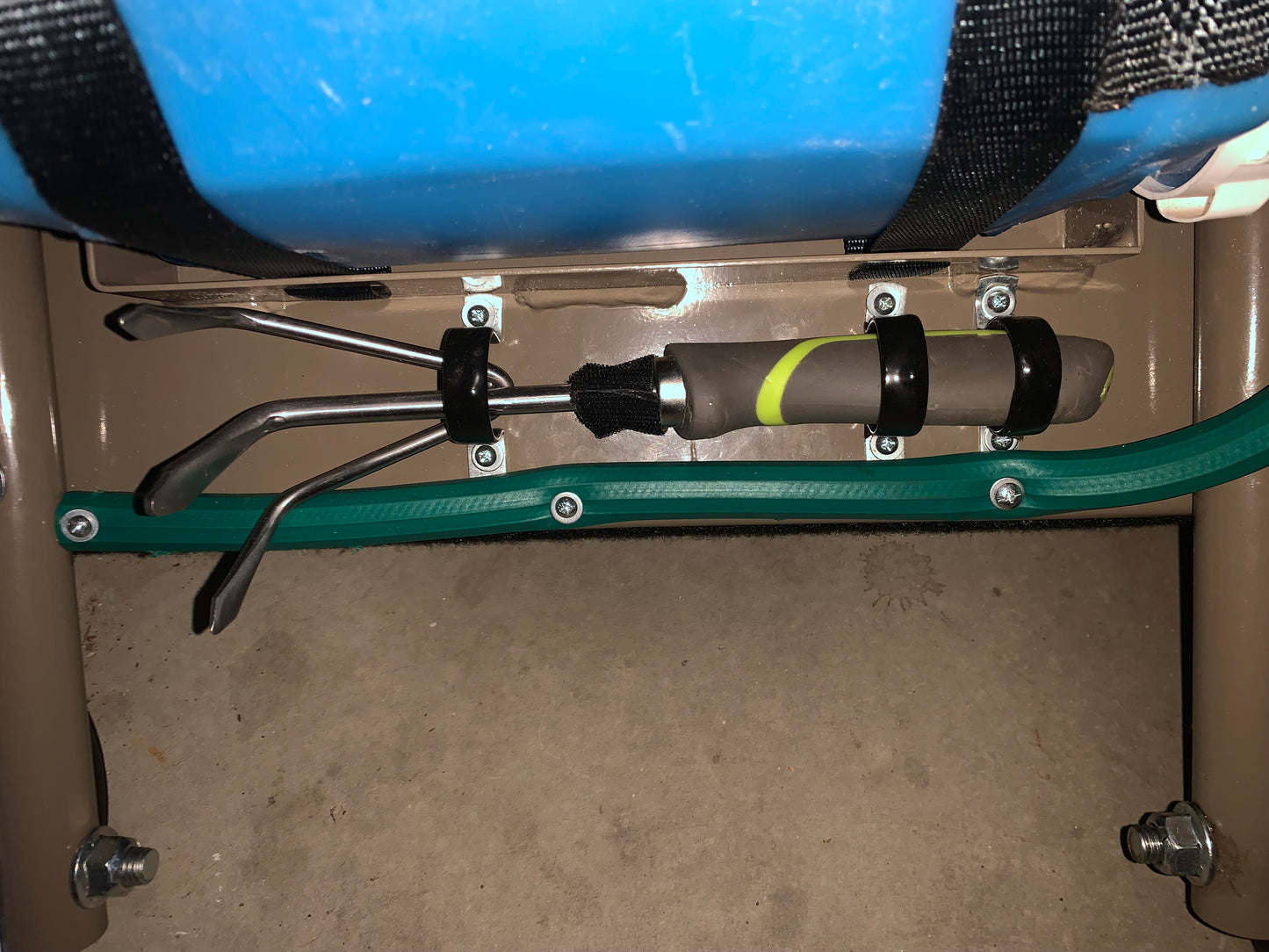 EcoLawn Aerator Inc. Push Core Lawn Aerator for All Lawn Types